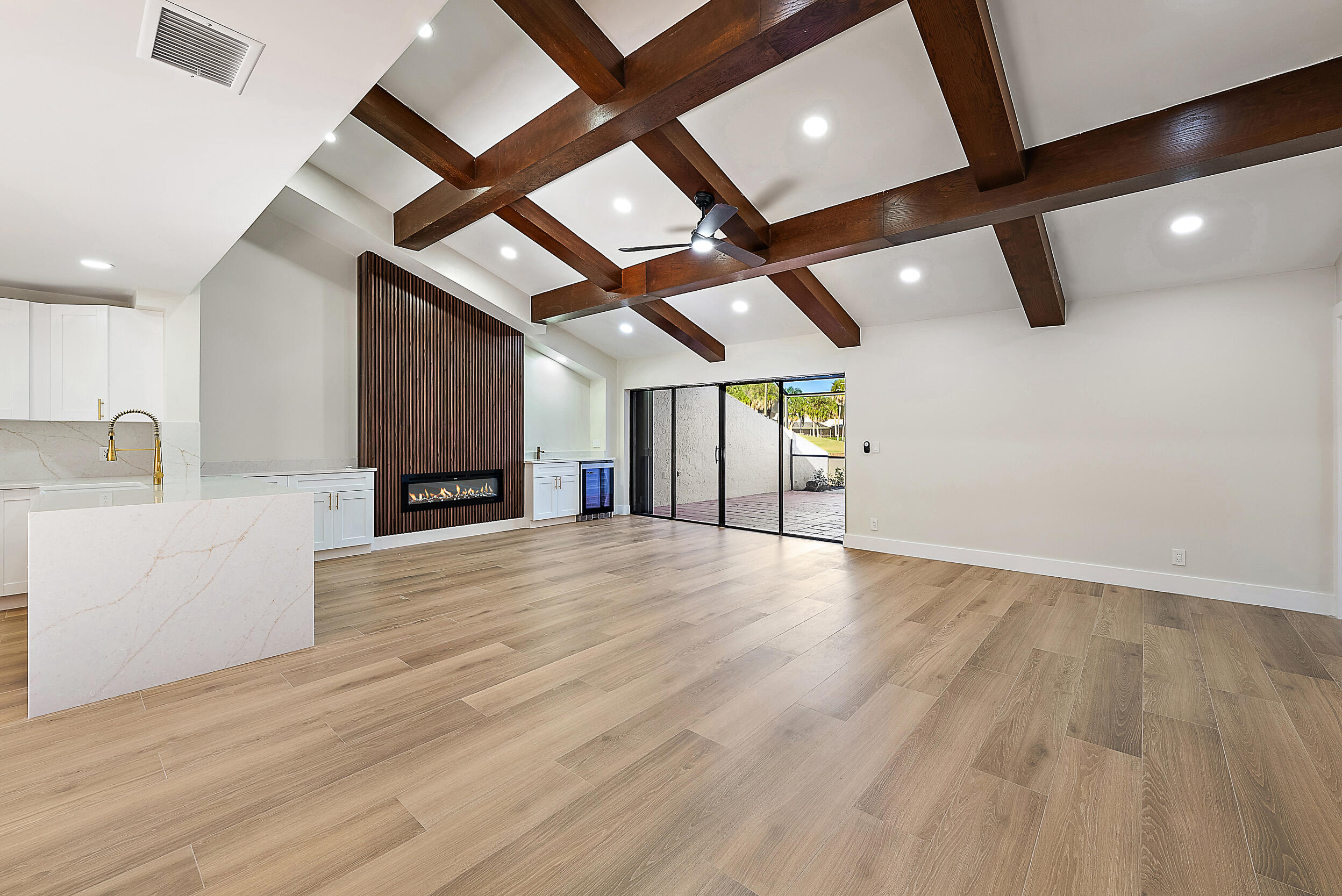 MLS #R11155091 image #2