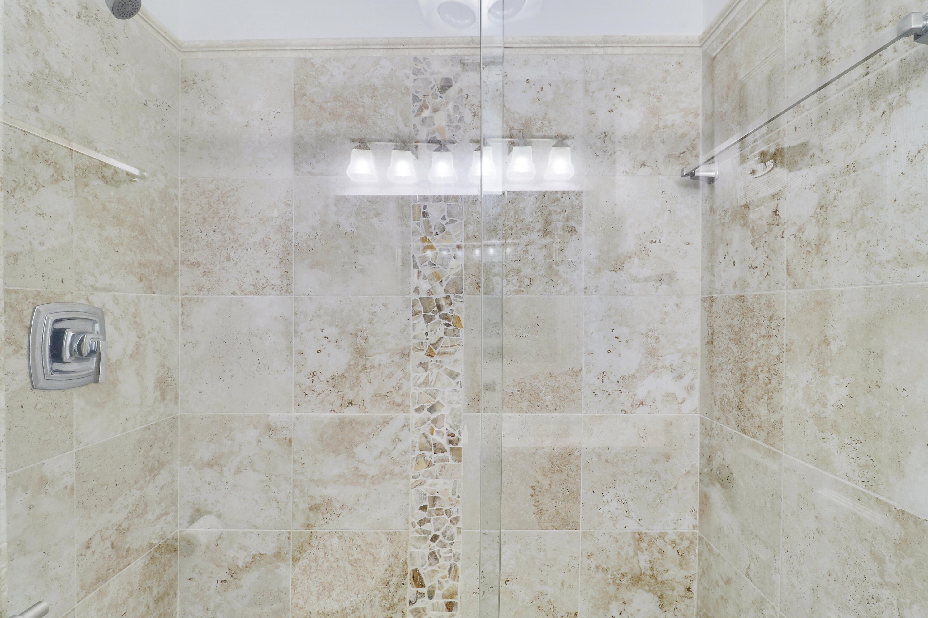 MLS #R11155120 image #12