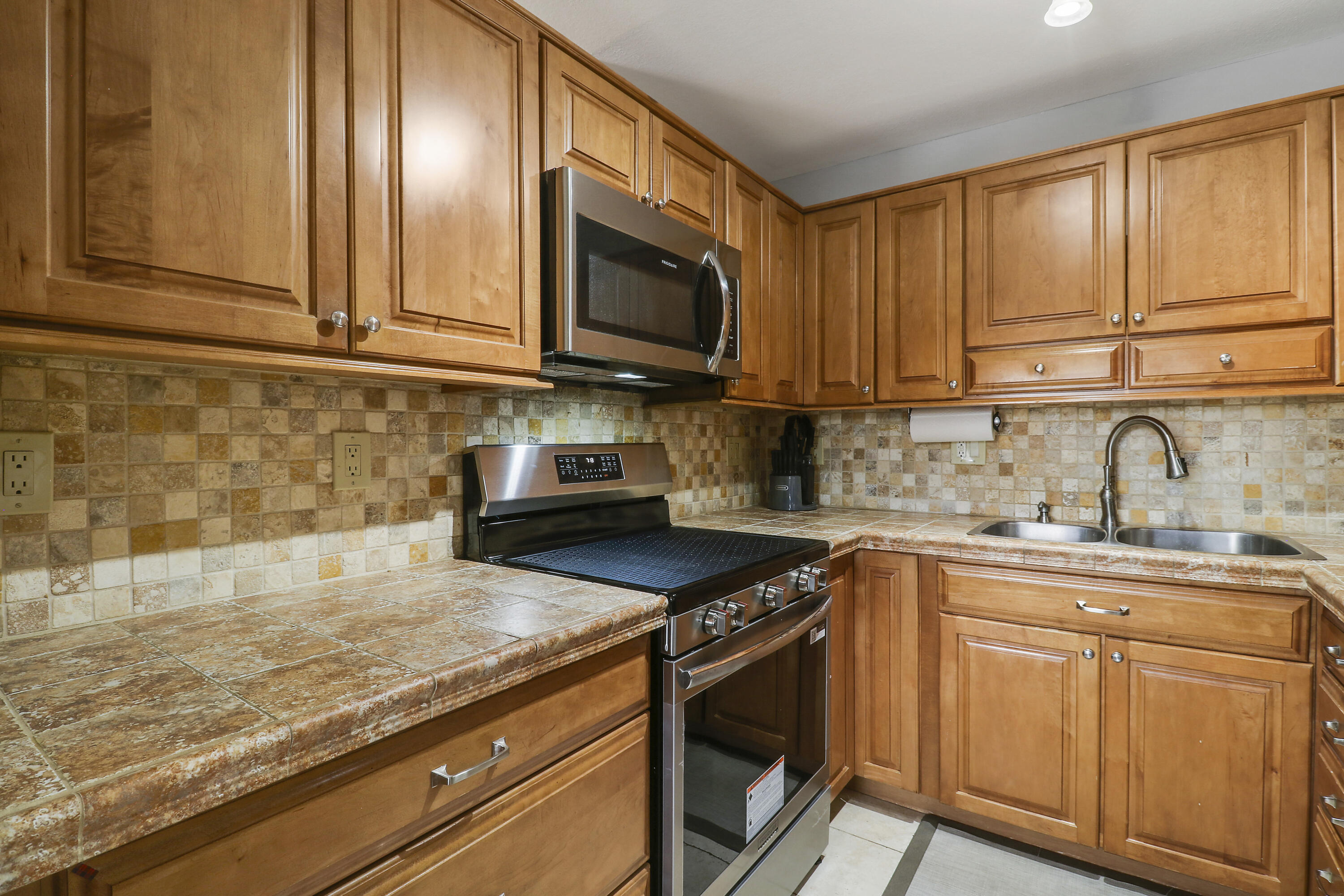 MLS #R11155120 image #6