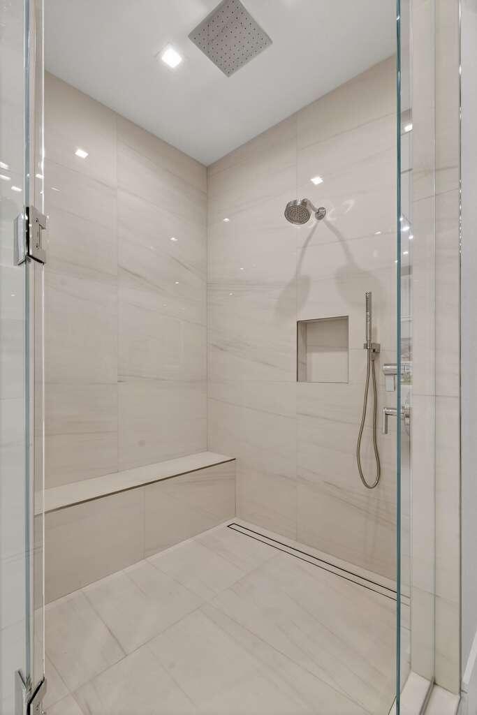 MLS #R11155127 image #10