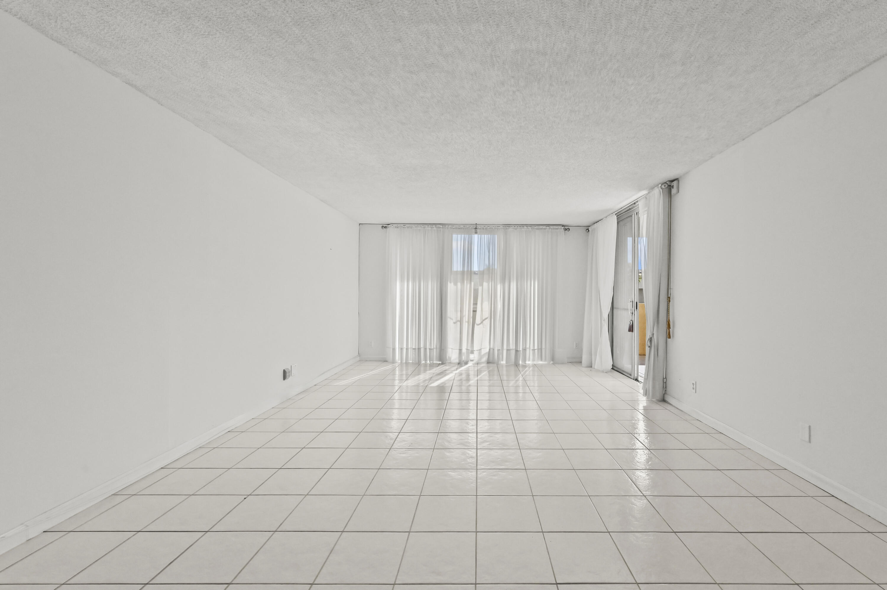 MLS #R11155140 image #11