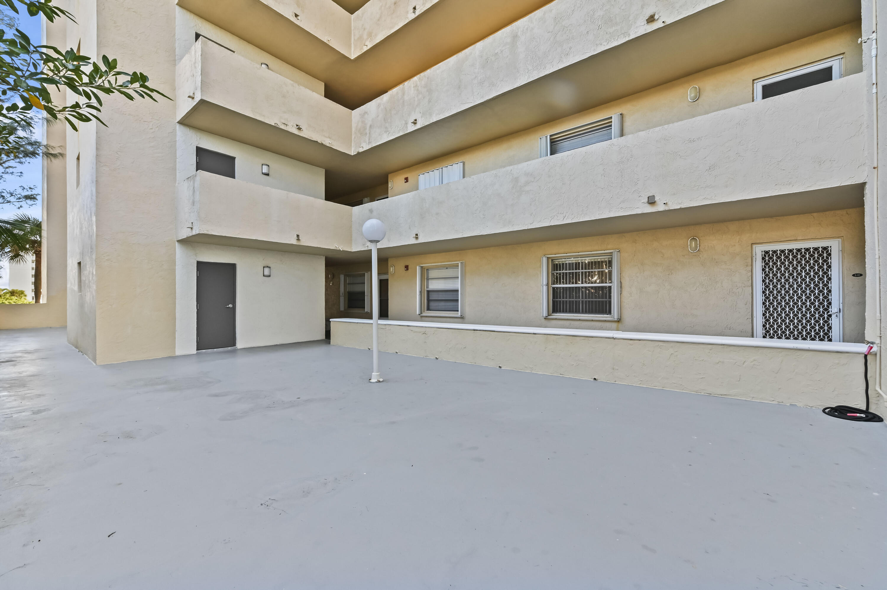 MLS #R11155140 image #25