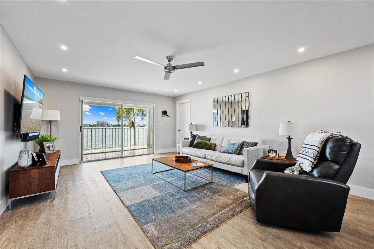 MLS #R11155155 image #10