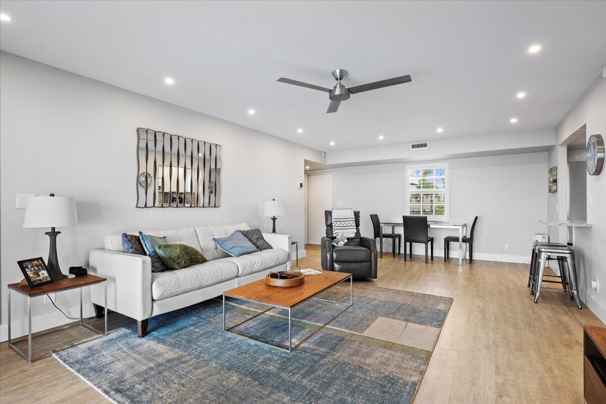 MLS #R11155155 image #12