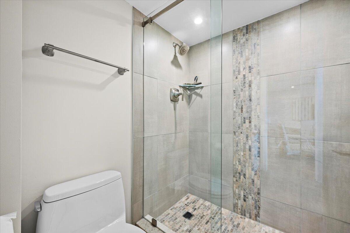 MLS #R11155155 image #19