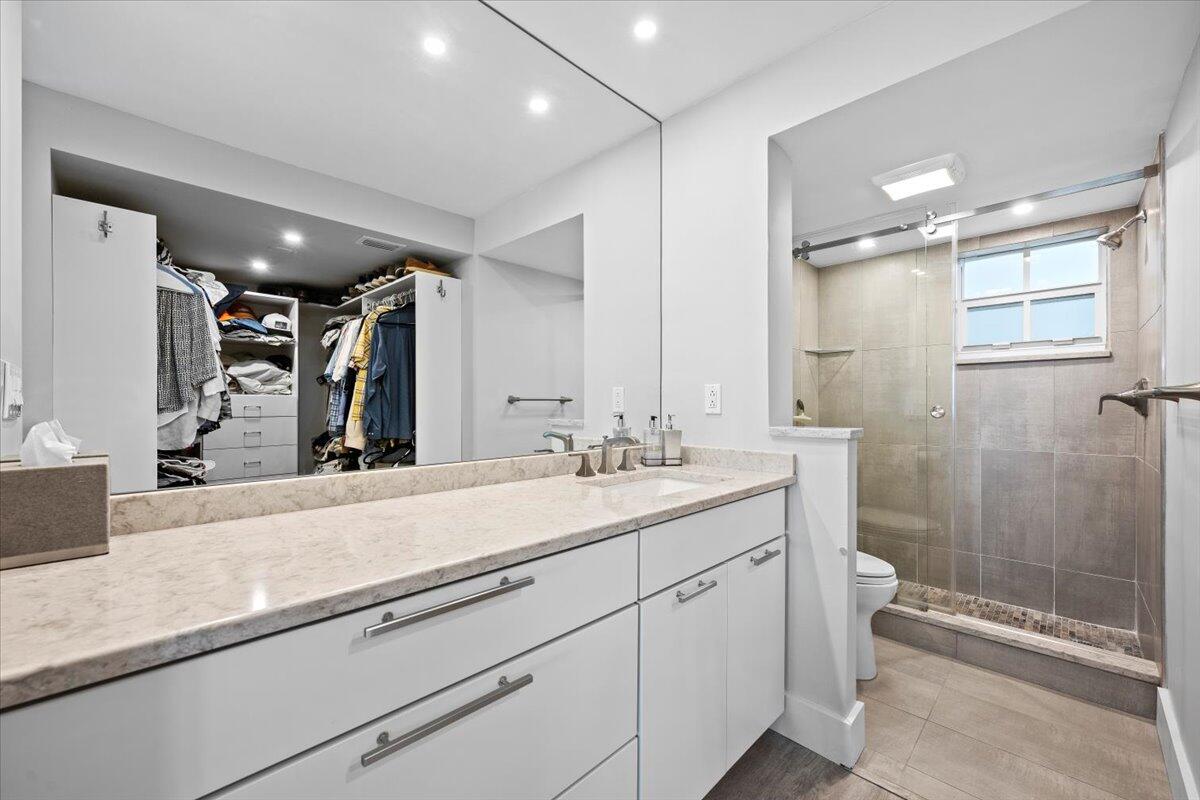 MLS #R11155155 image #24