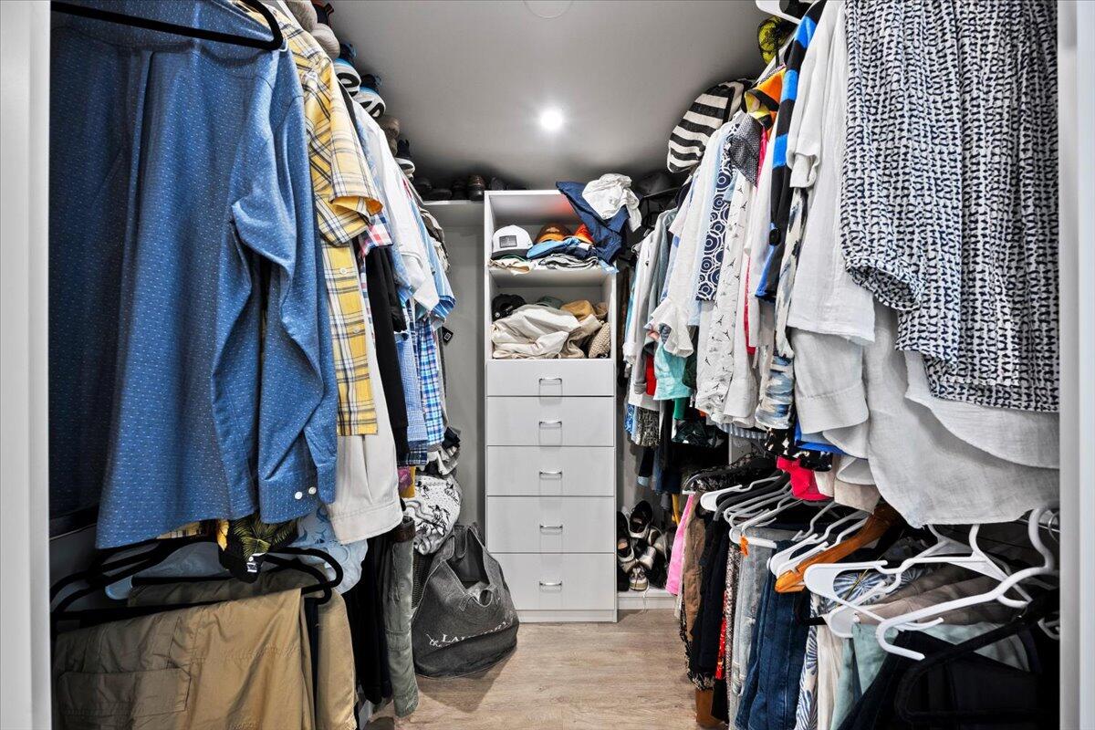 MLS #R11155155 image #26