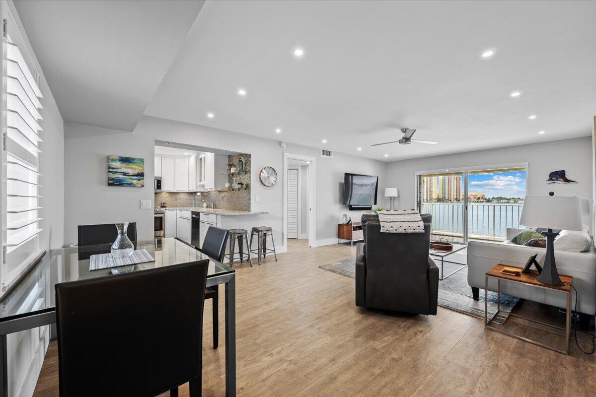 MLS #R11155155 image #6