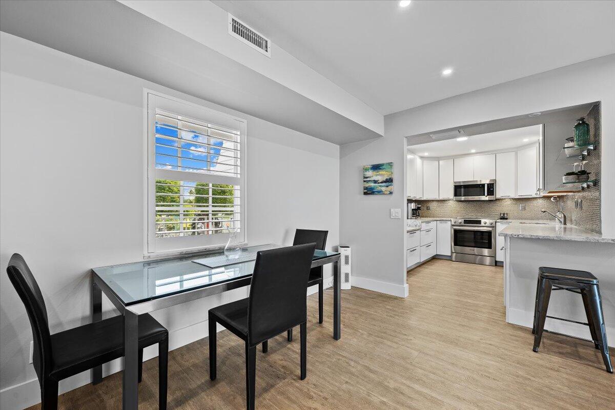 MLS #R11155155 image #8