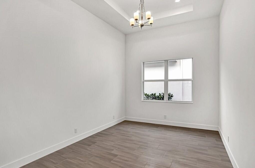 MLS #R11155166 image #11