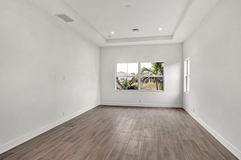 MLS #R11155166 image #15