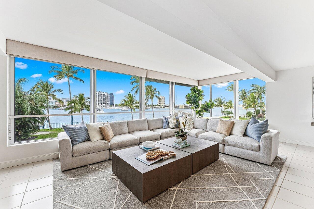 MLS #R11155181 image #1