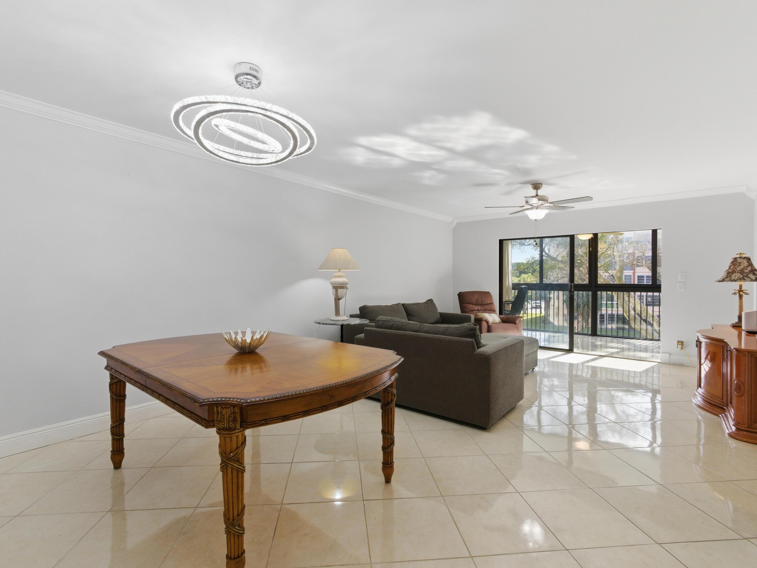 MLS #R11155205 image #13