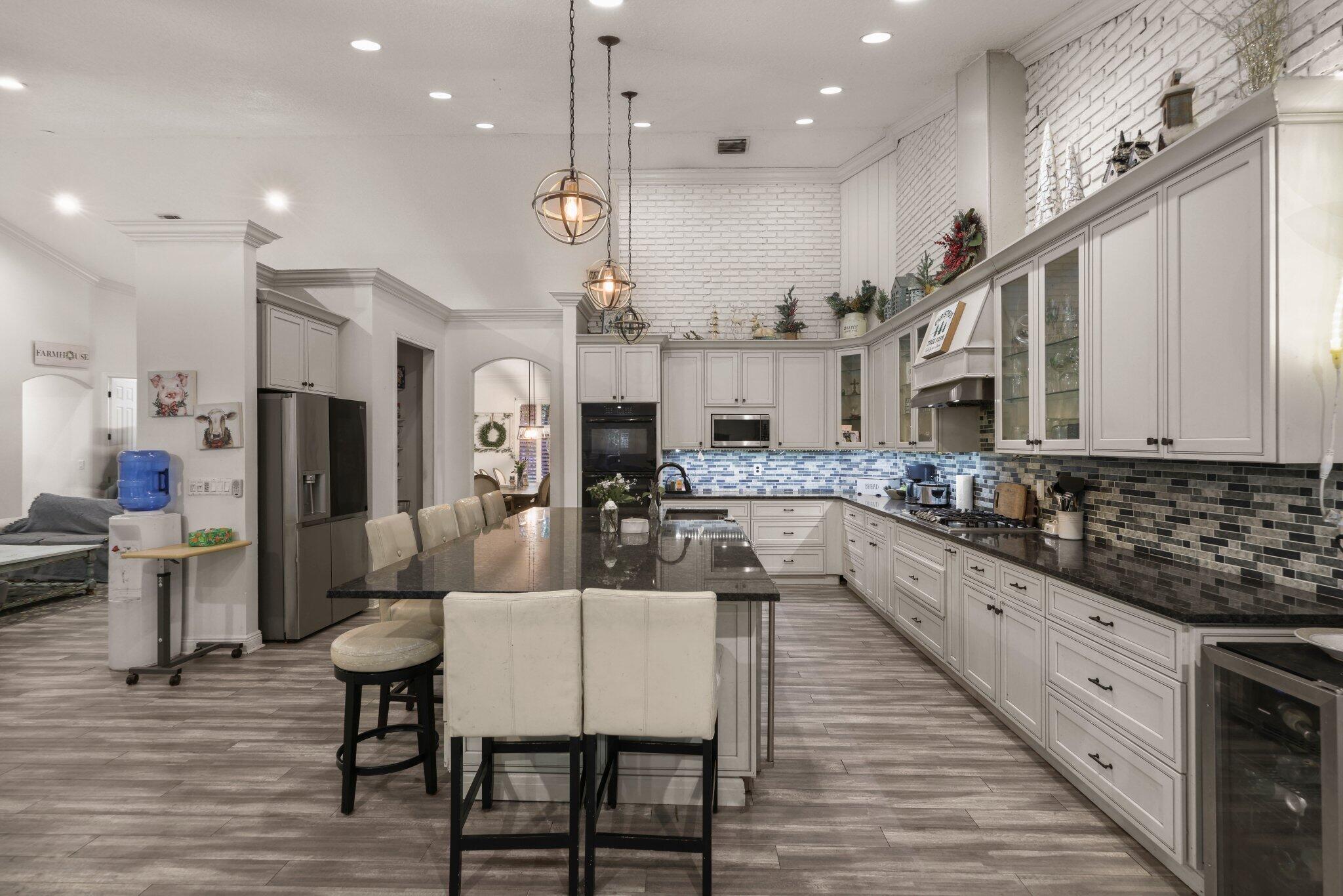 MLS #R11155211 image #13