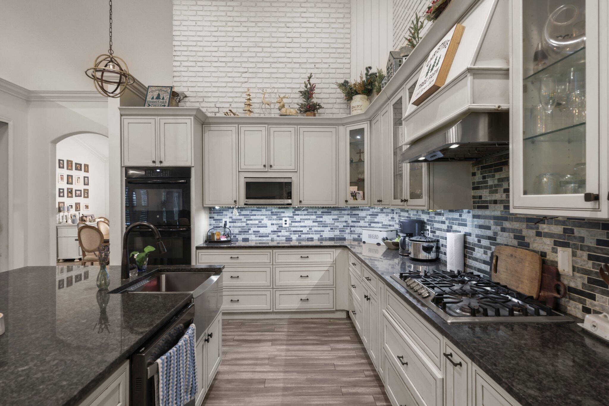 MLS #R11155211 image #14