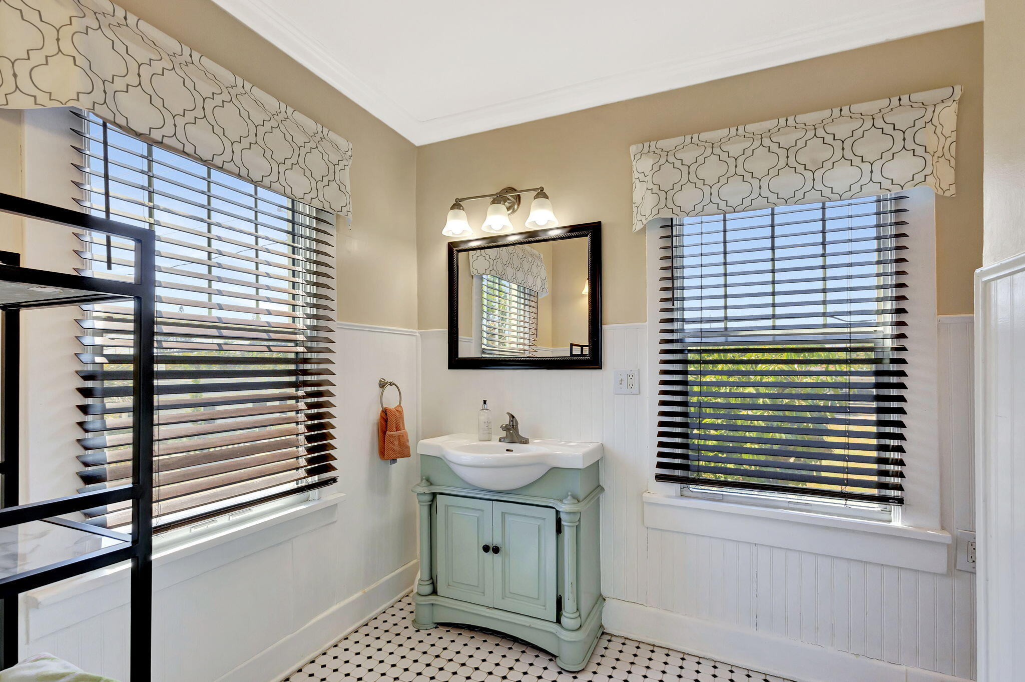 MLS #R11155214 image #12