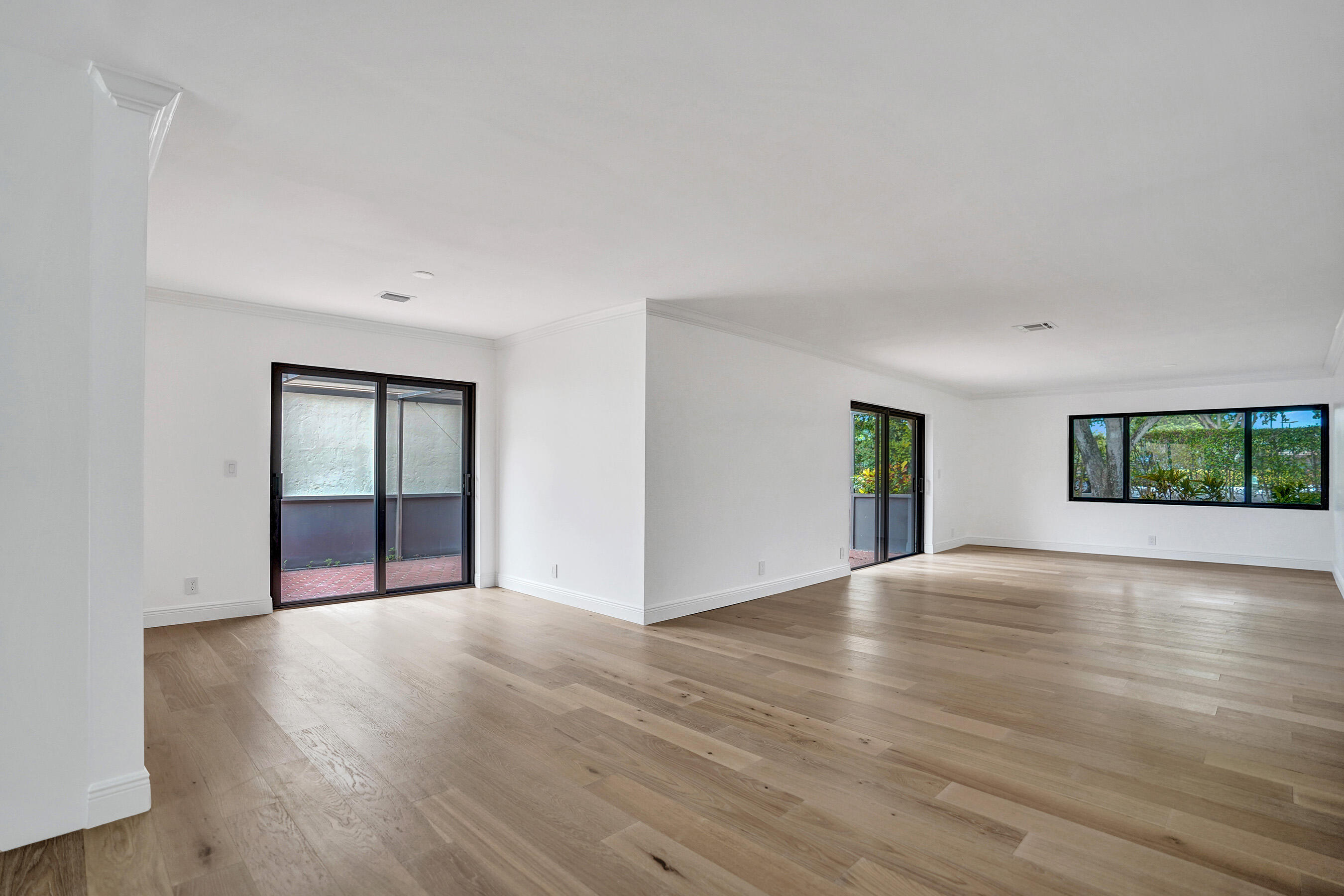 MLS #R11155376 image #16