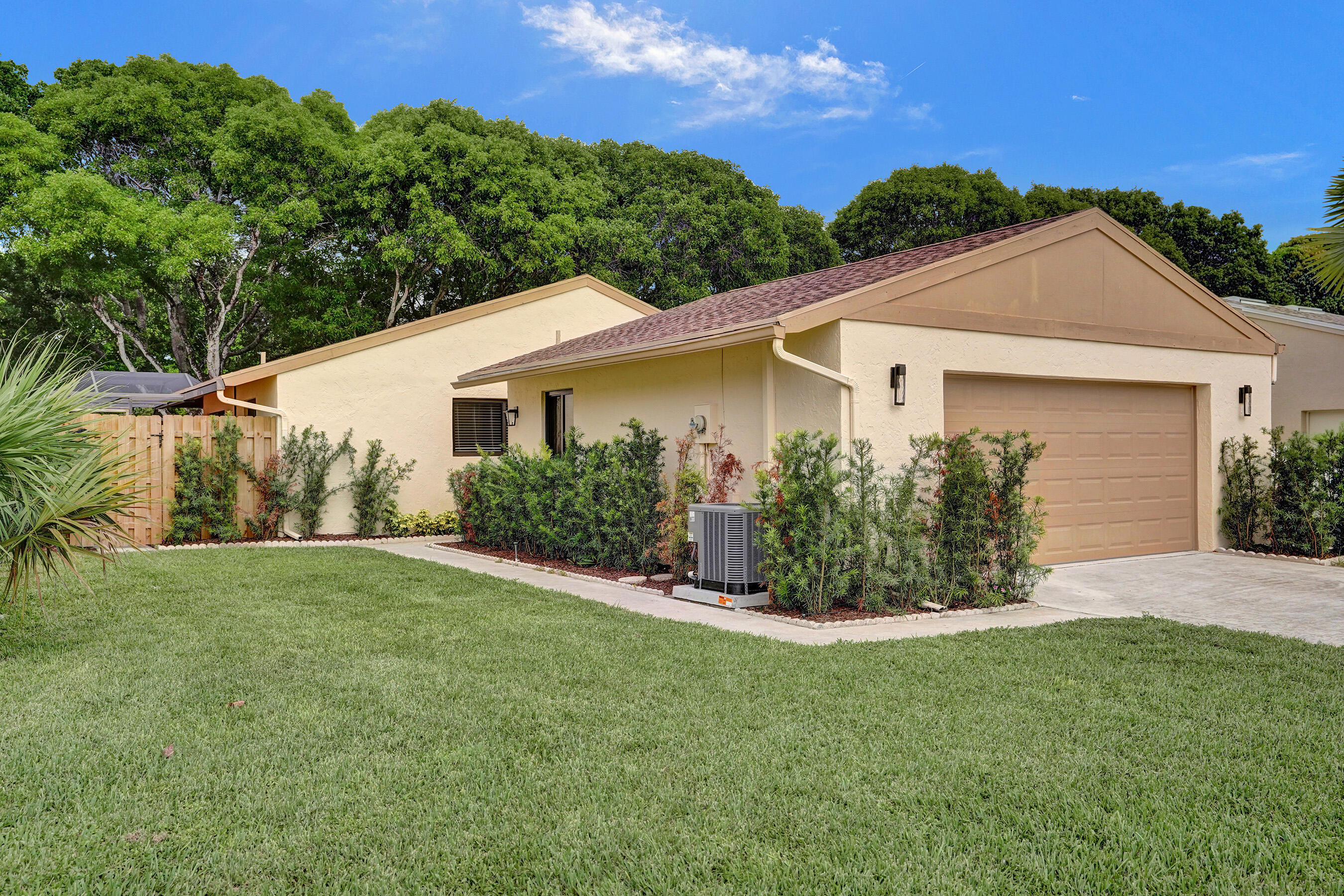 MLS #R11155376 image #35