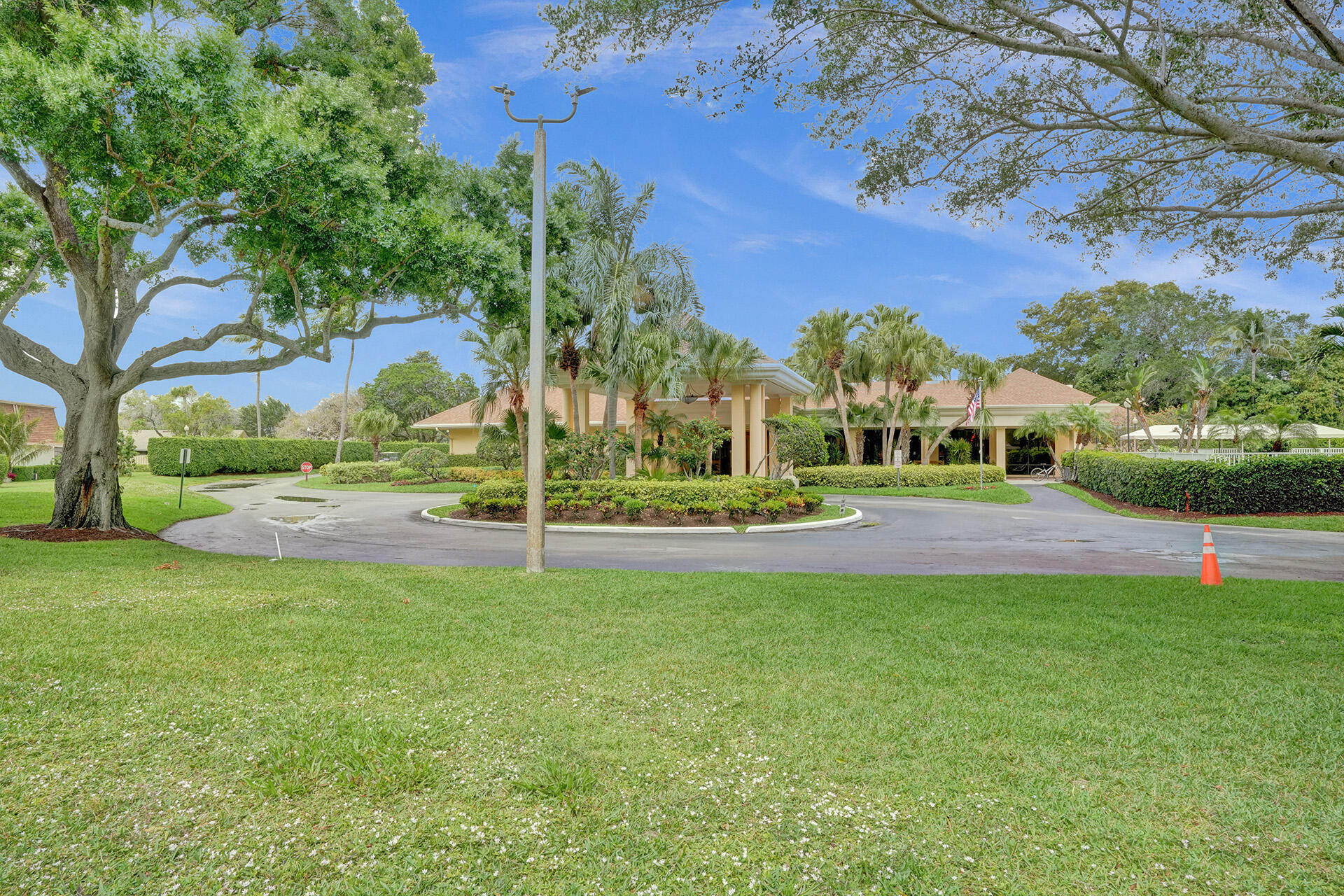 MLS #R11155376 image #57