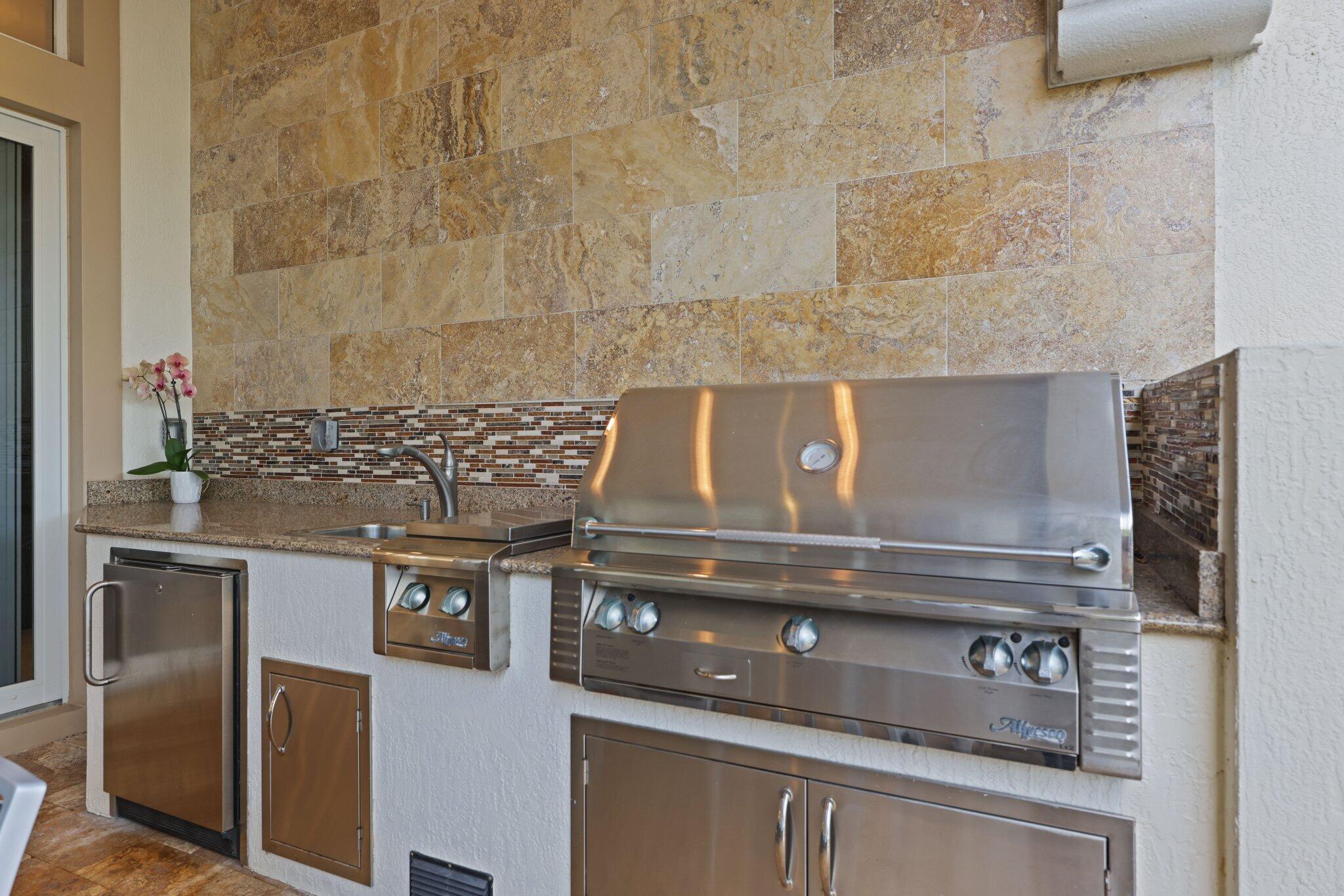 MLS #R11155500 image #10