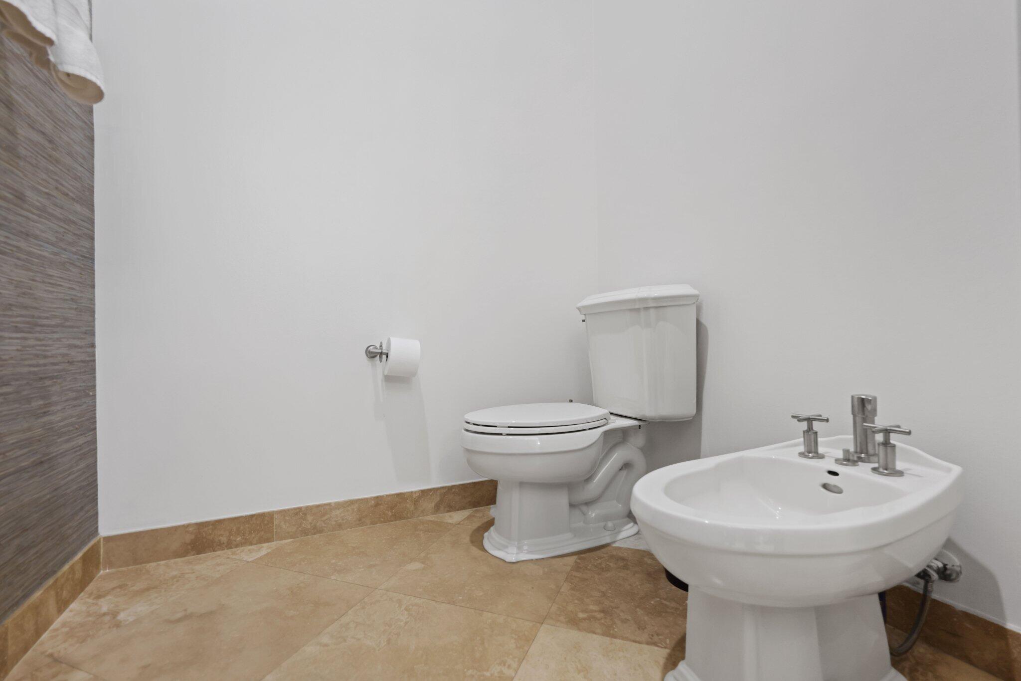 MLS #R11155500 image #45