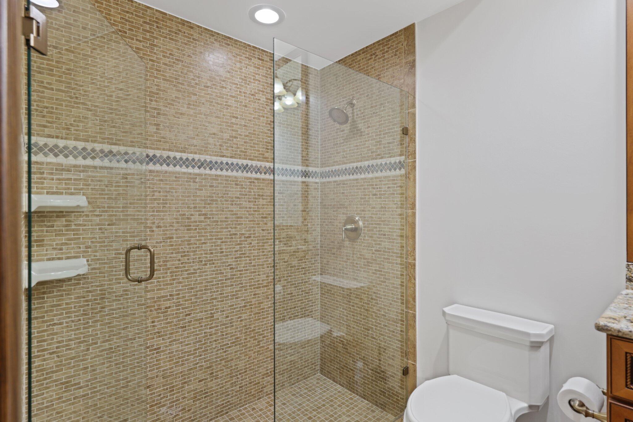 MLS #R11155500 image #52