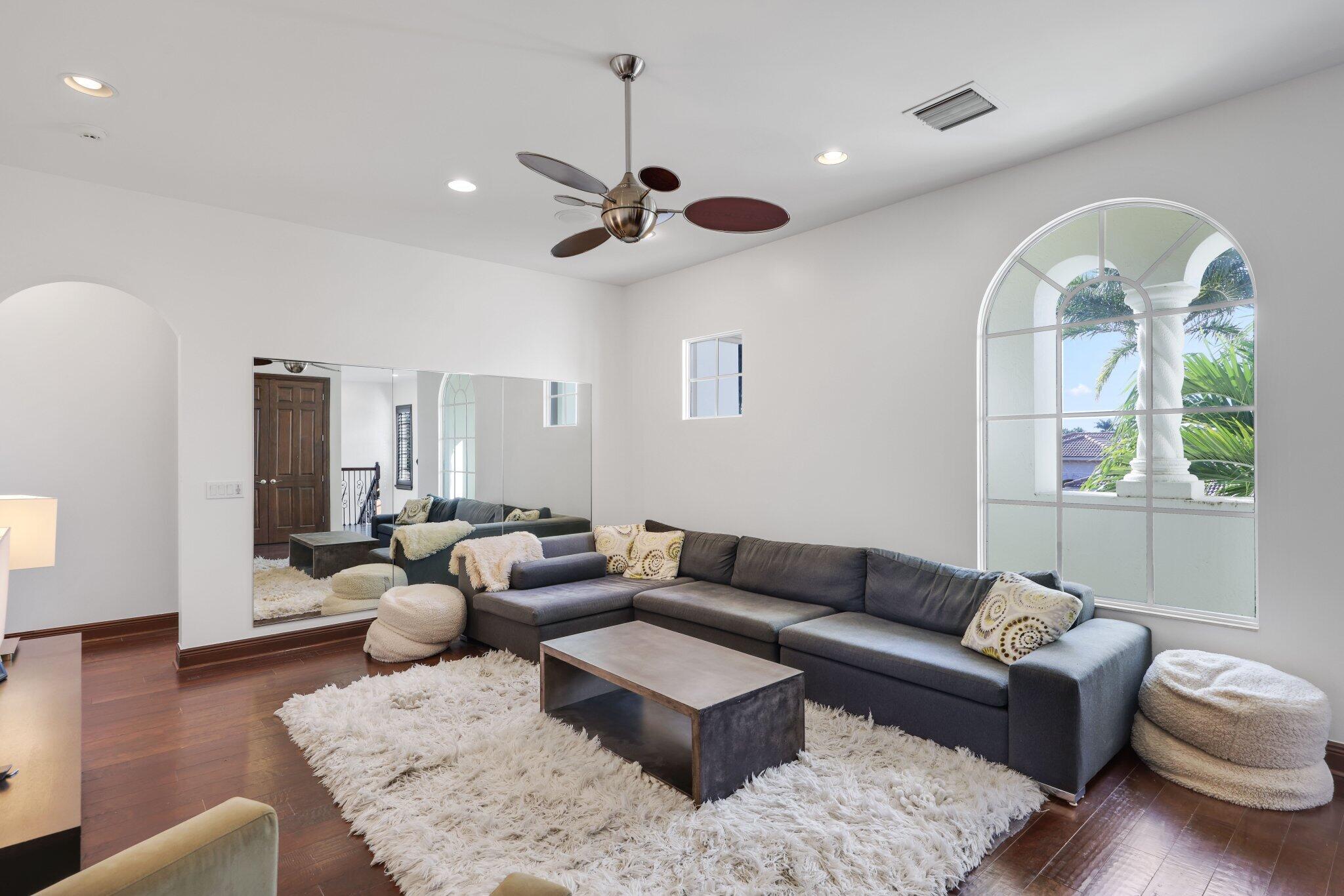 MLS #R11155500 image #61