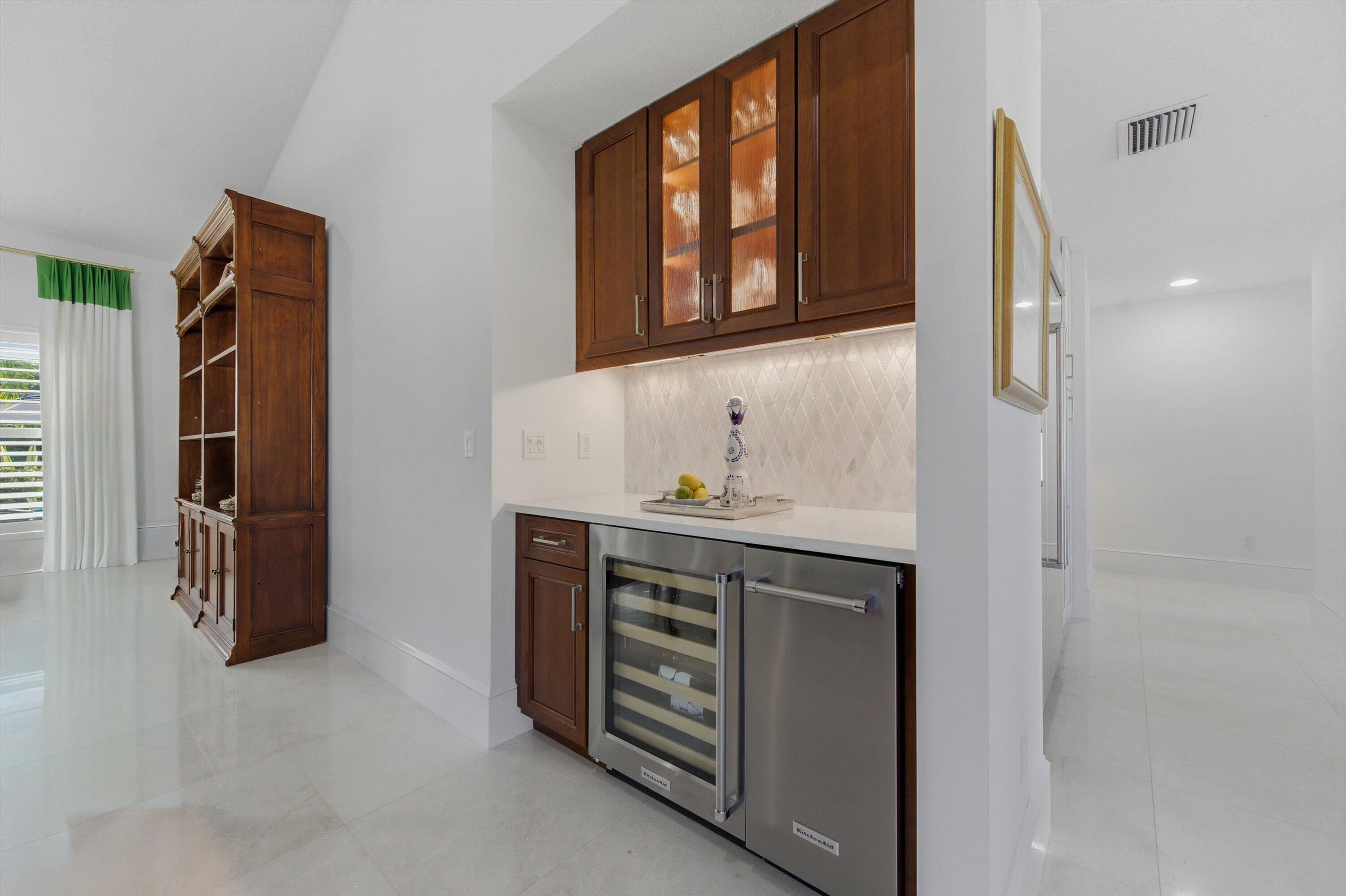 MLS #R11155544 image #15