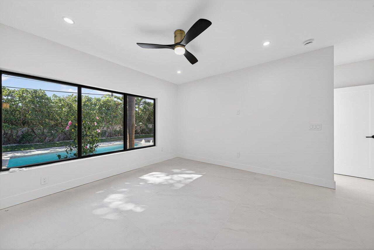 MLS #R11155575 image #18