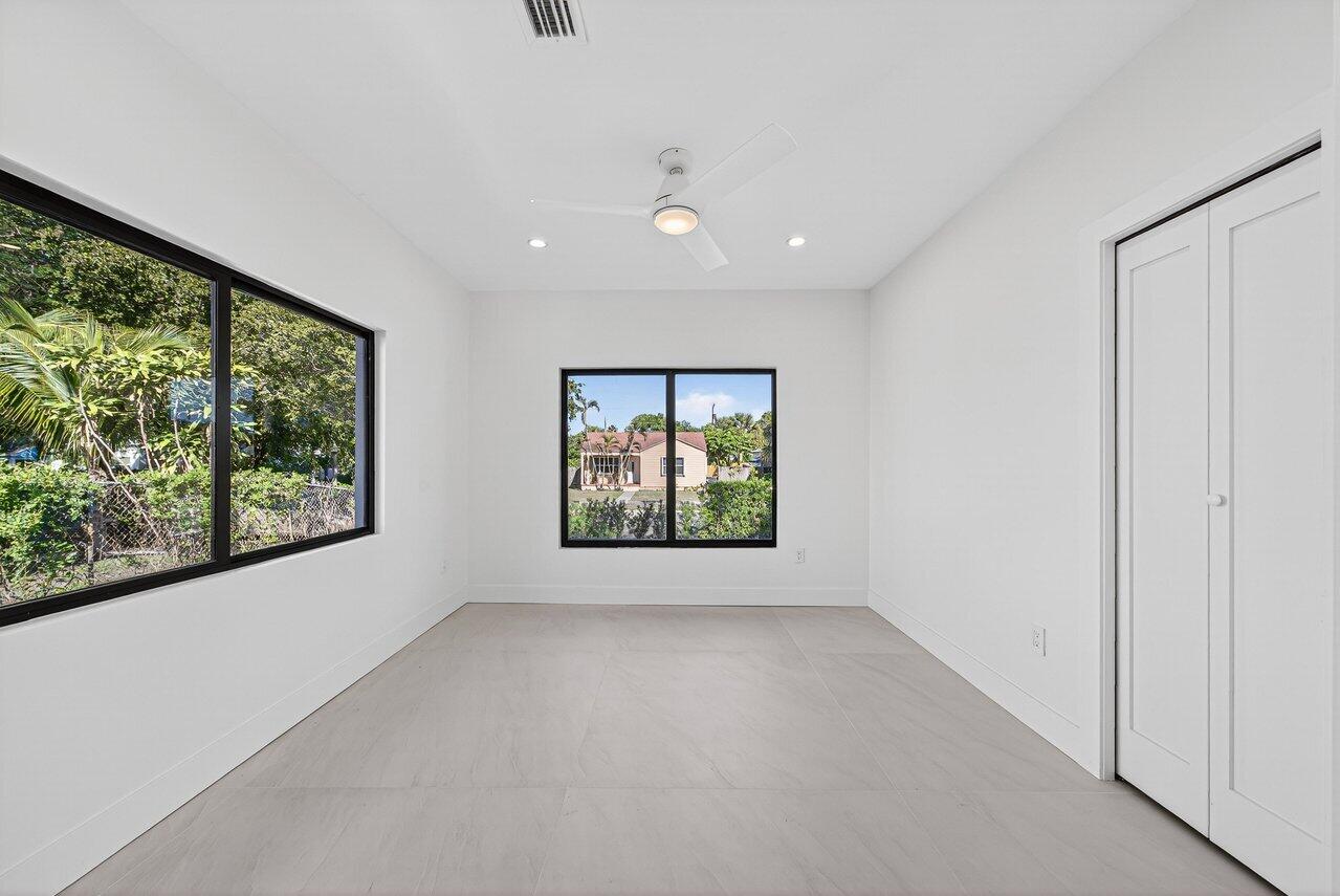 MLS #R11155575 image #33