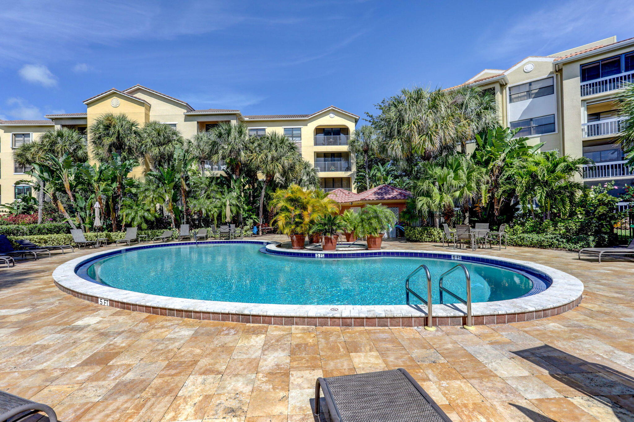 MLS #R11155867 image #50