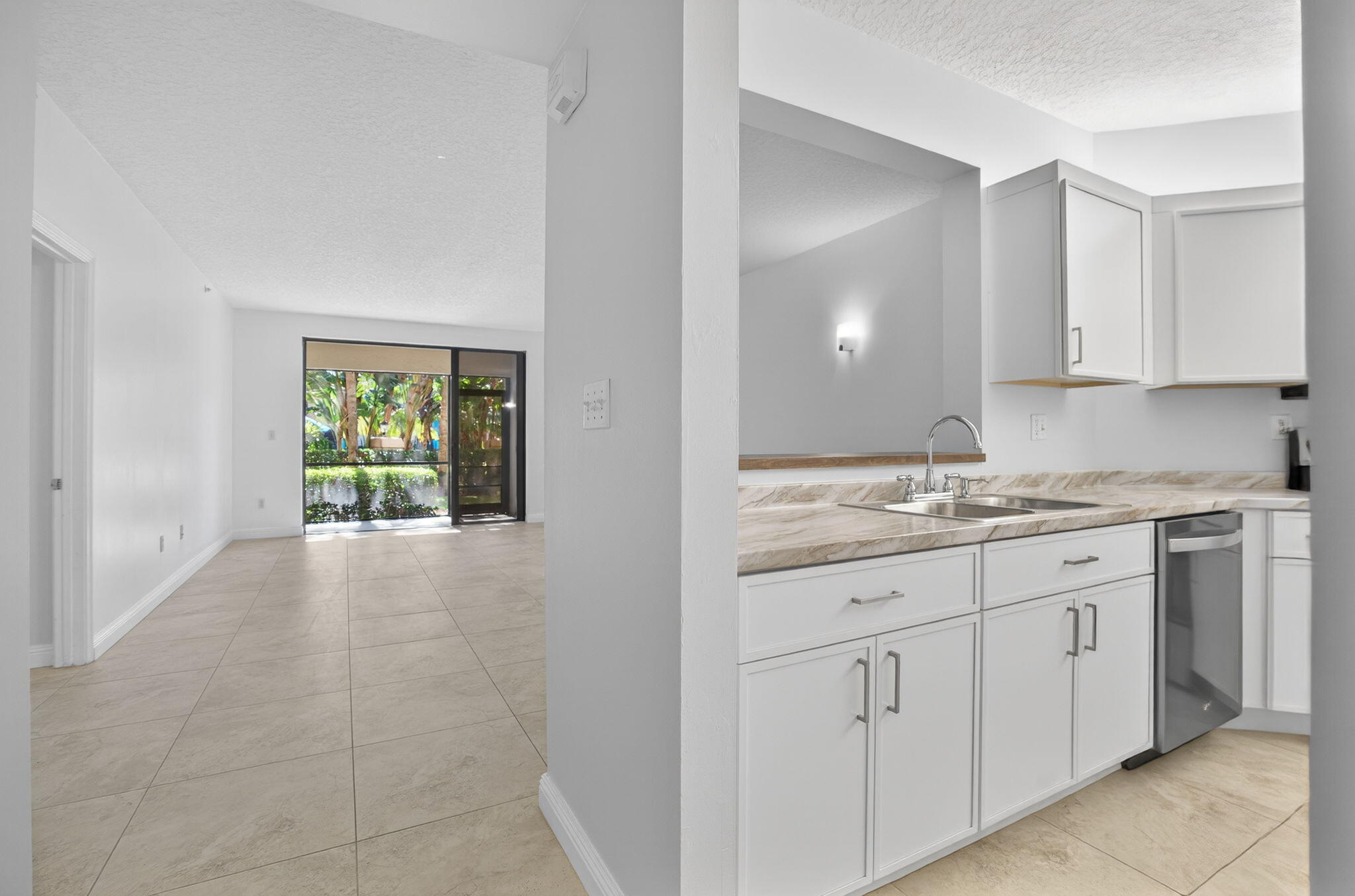 MLS #R11155867 image #7