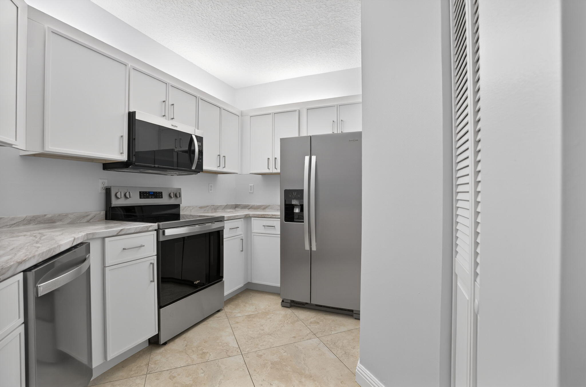 MLS #R11155867 image #9