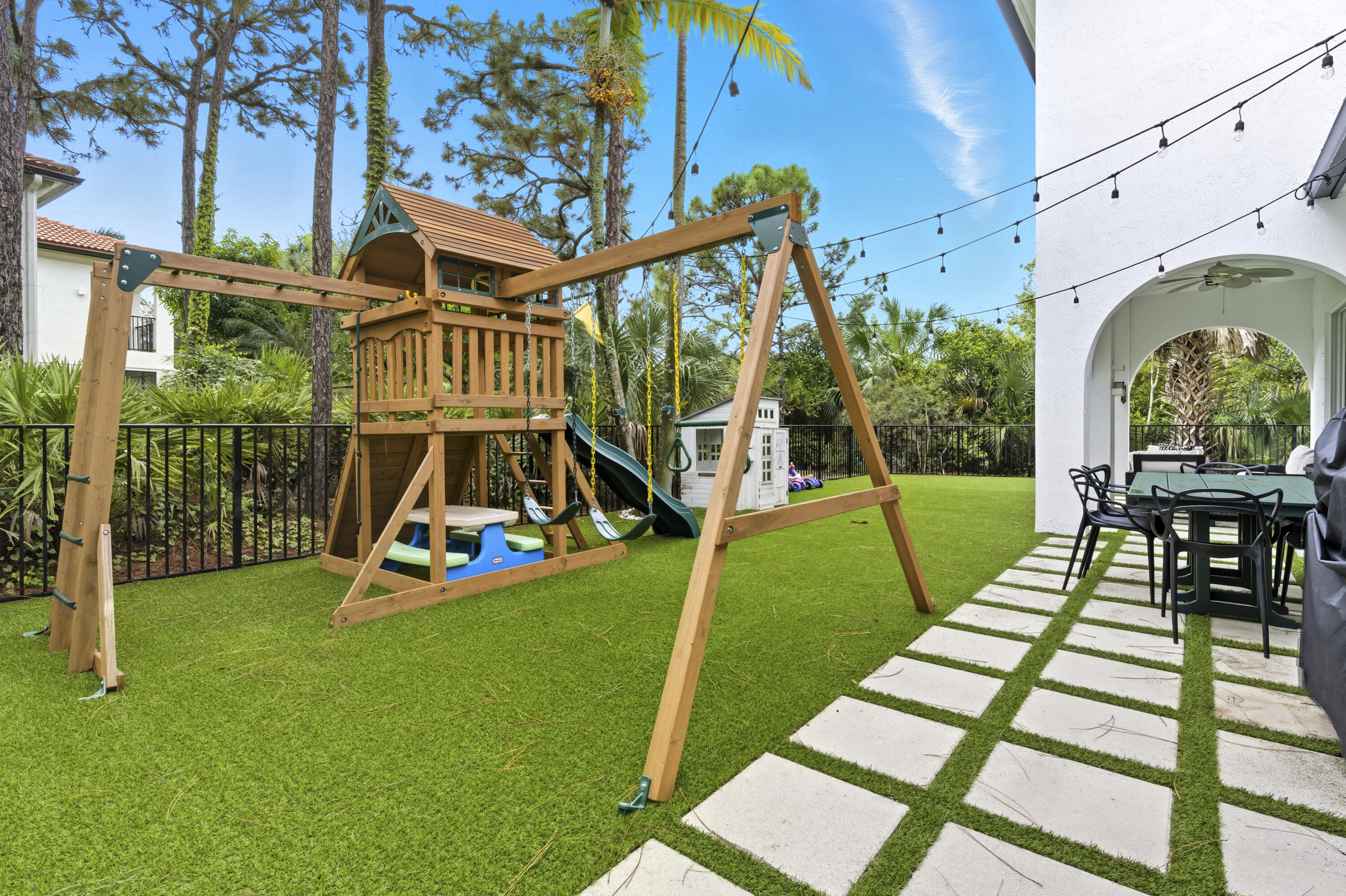 MLS #R11155974 image #33