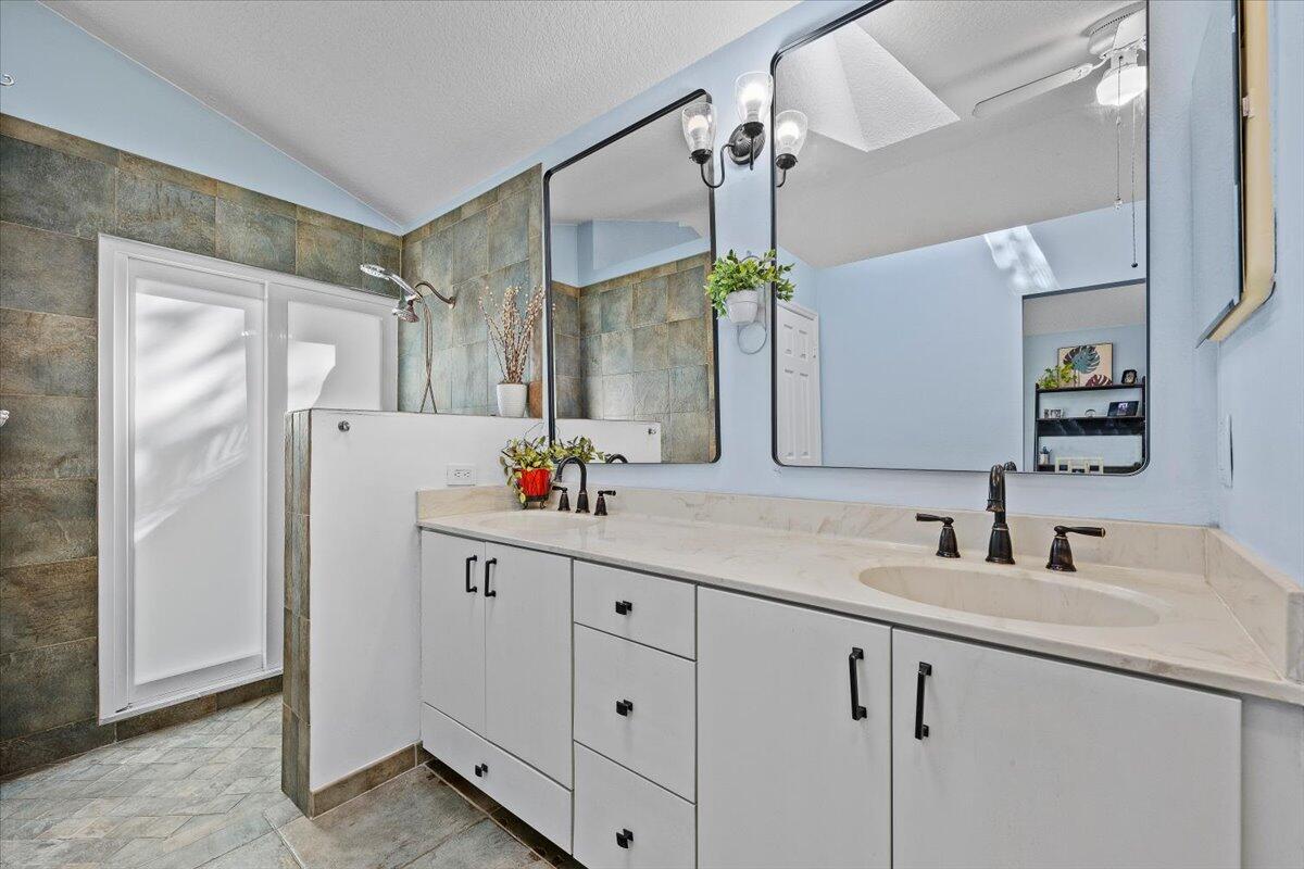 MLS #R11156374 image #19