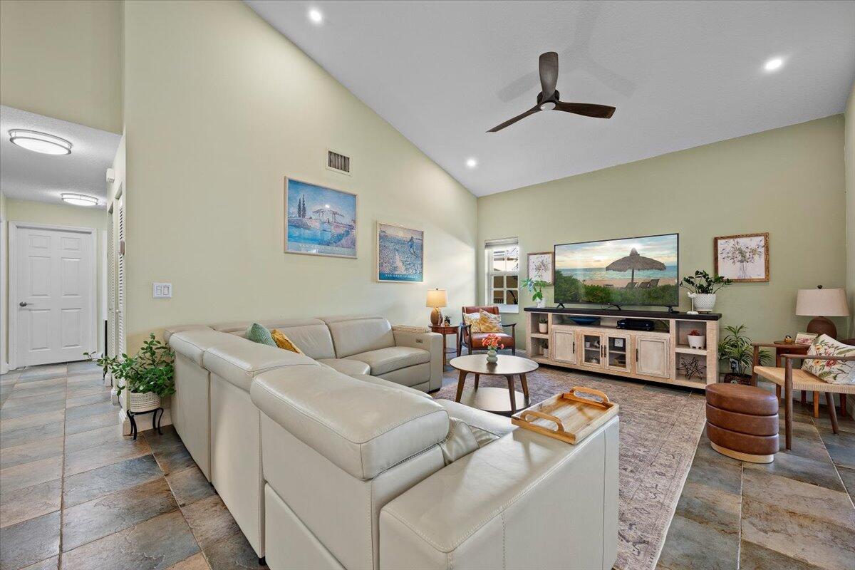 MLS #R11156374 image #5