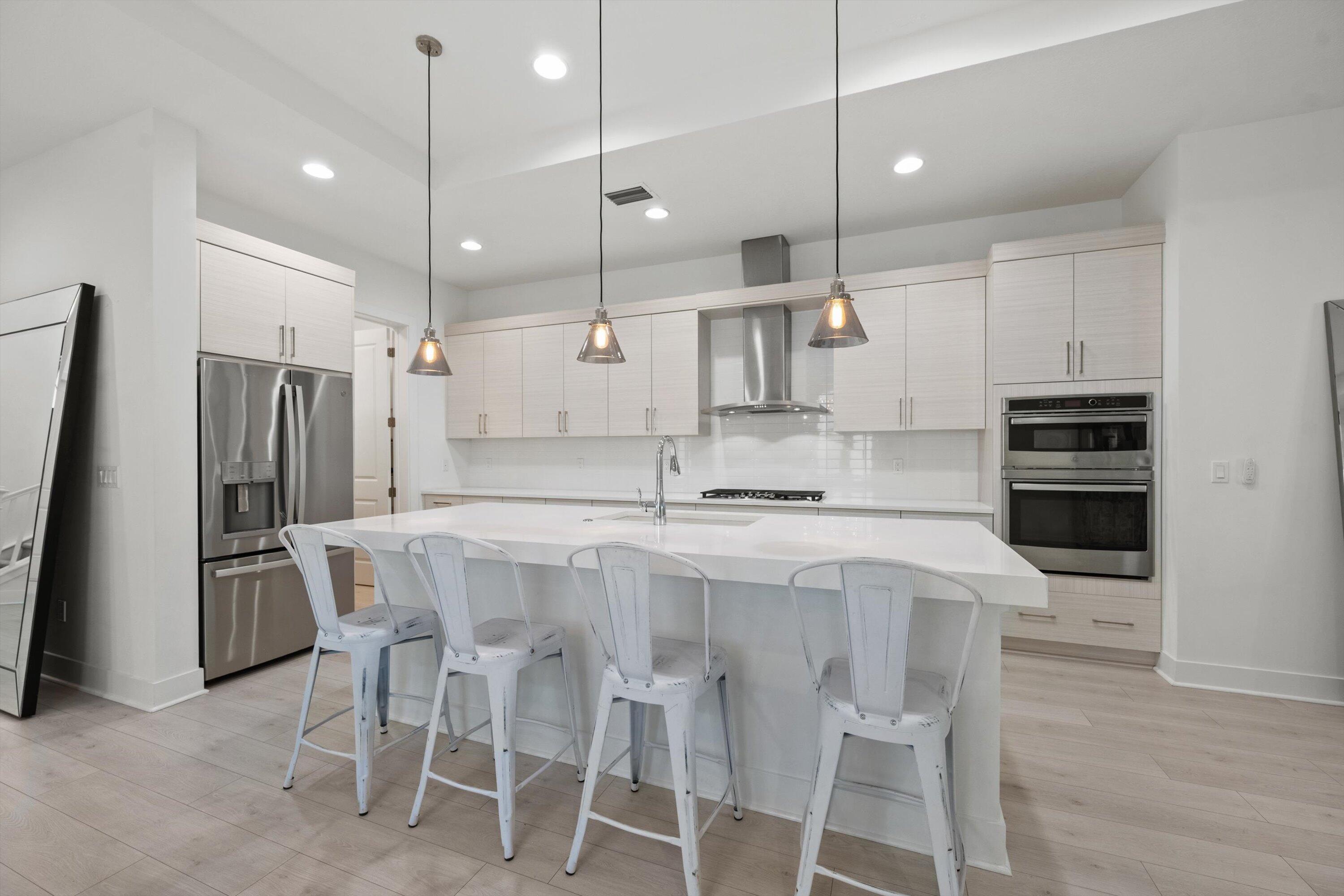 MLS #R11156486 image #4