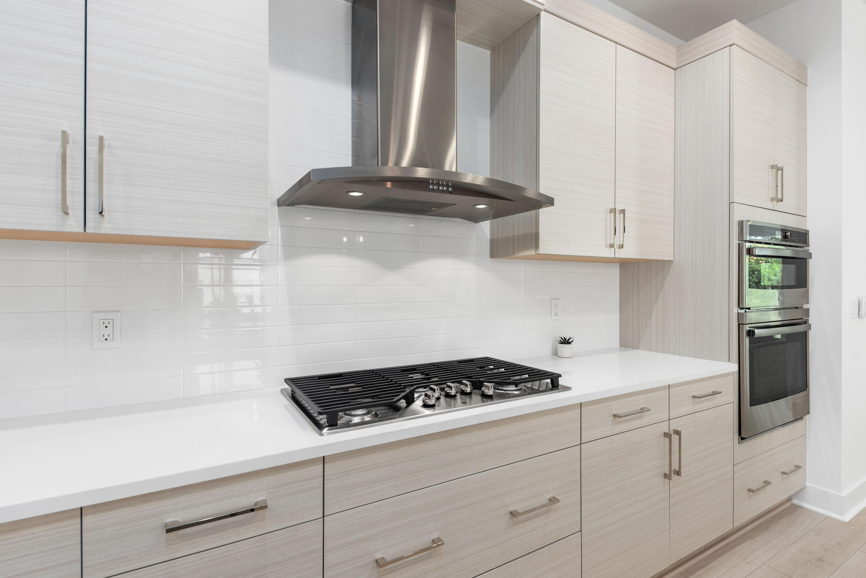 MLS #R11156486 image #6