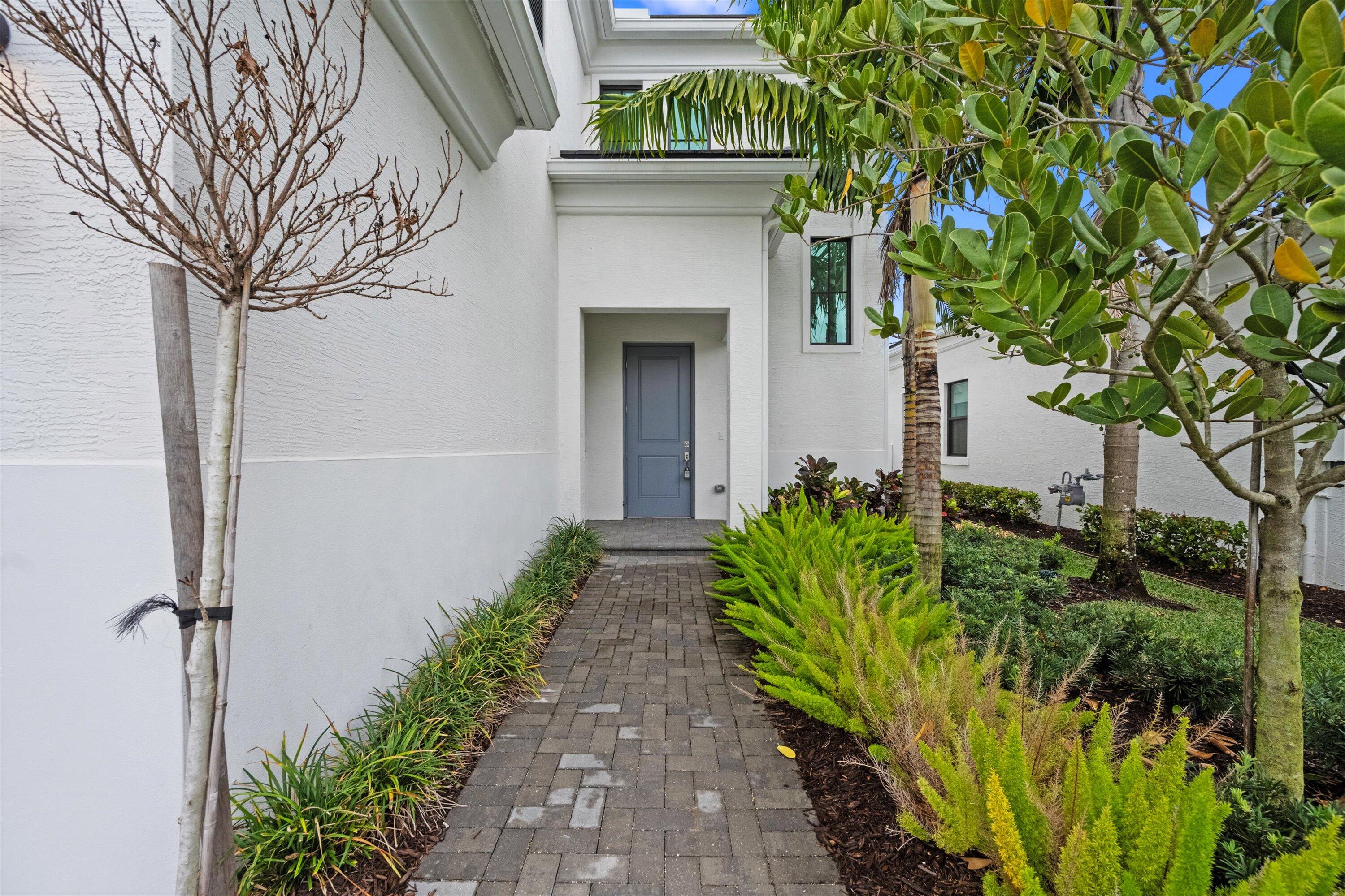 MLS #R11156486 image #9