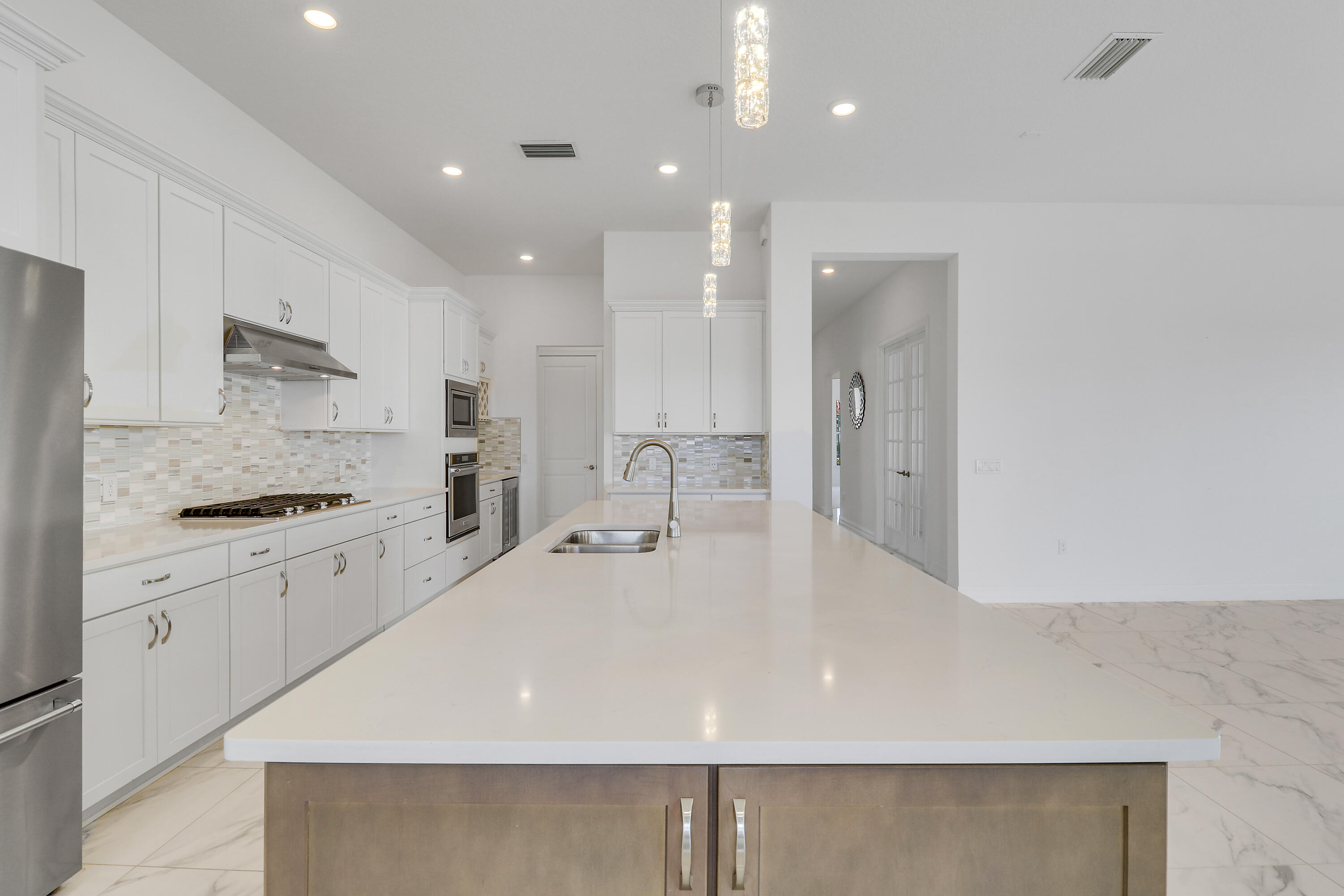 MLS #R11156489 image #13