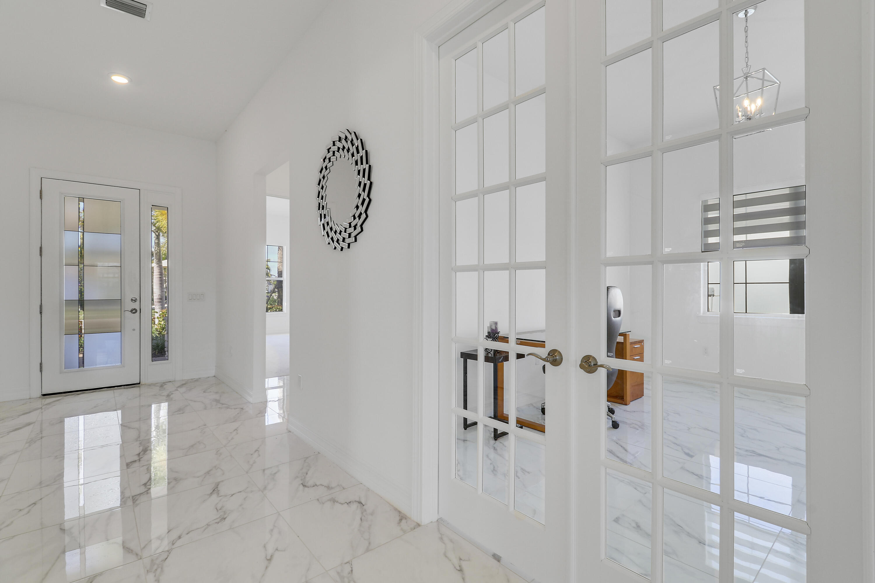 MLS #R11156489 image #3