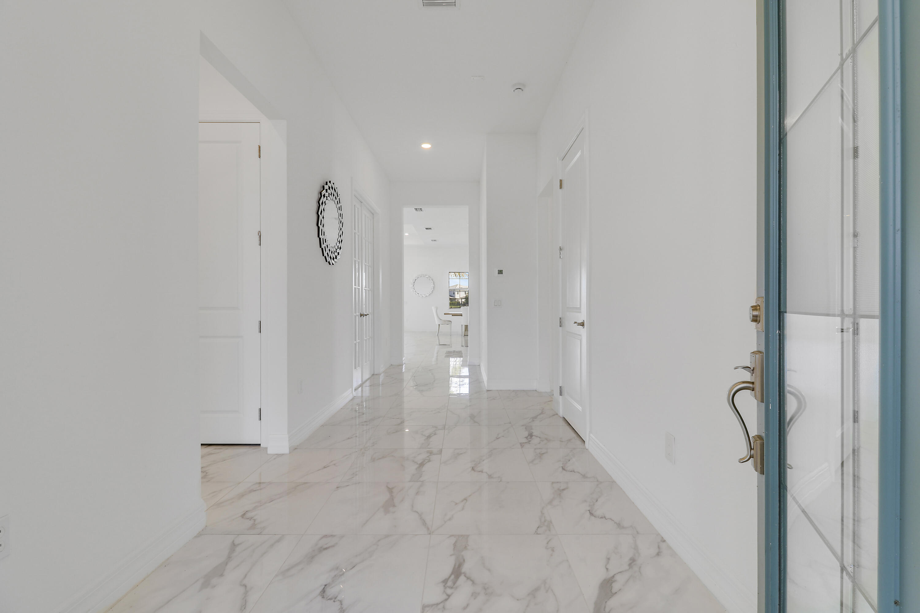 MLS #R11156489 image #4