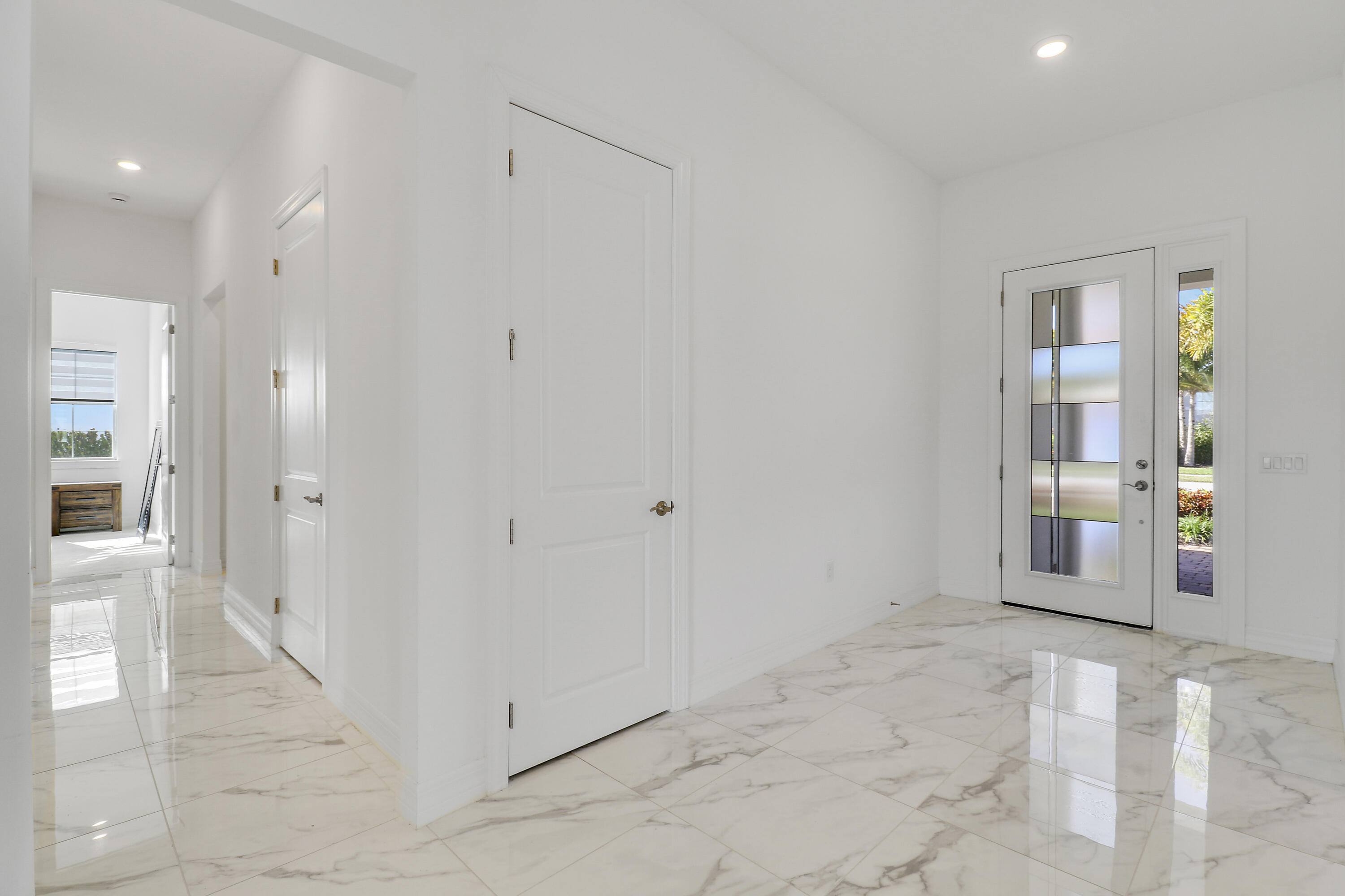 MLS #R11156489 image #5