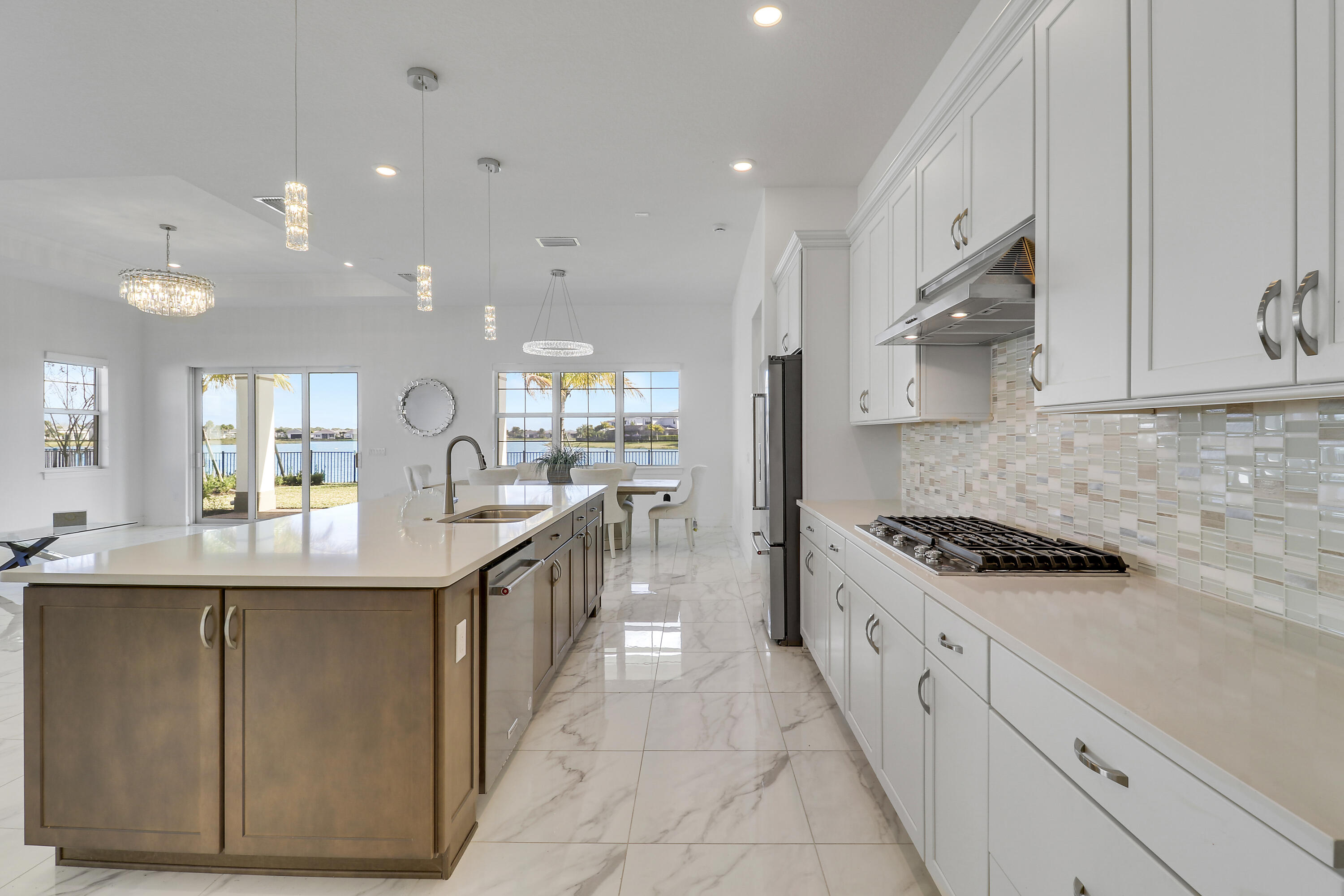 MLS #R11156489 image #7