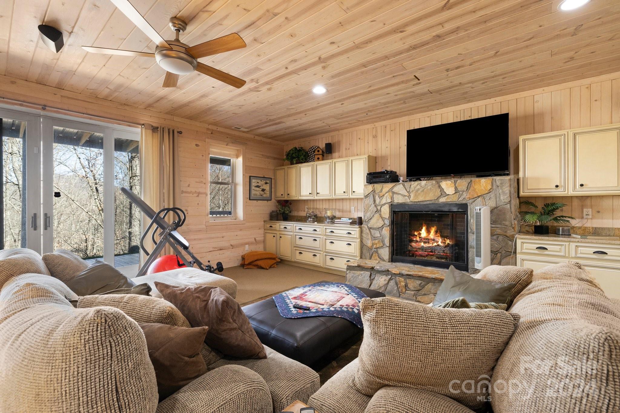 MLS #CAR4116505 image #35