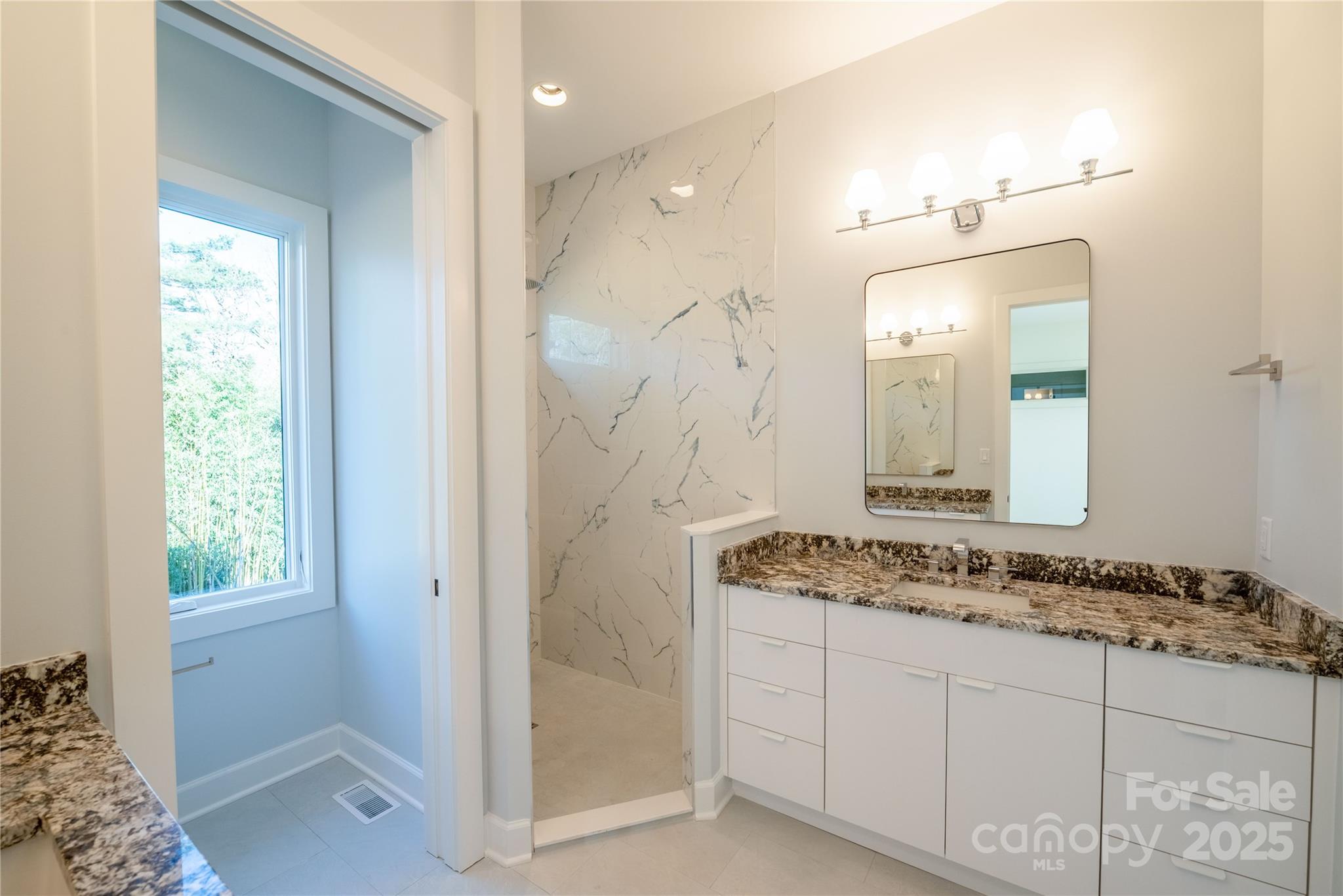 MLS #CAR4329278 image #16