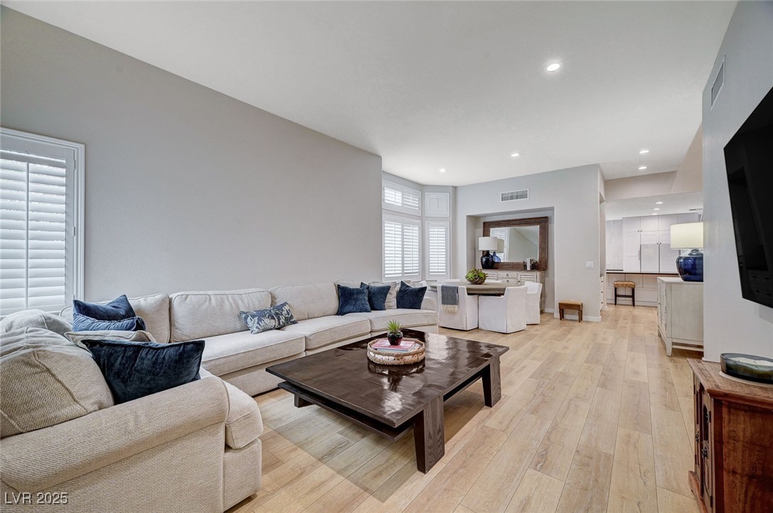 MLS #2713834 image #3