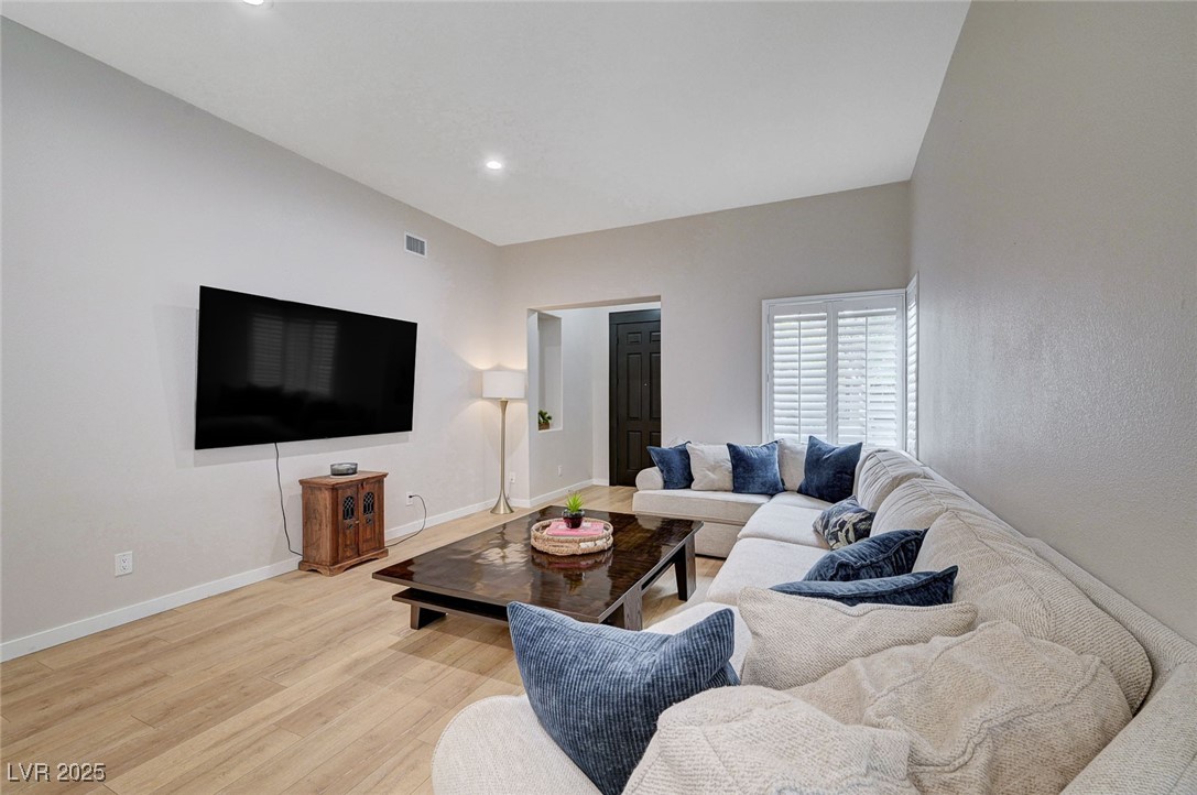 MLS #2713834 image #4