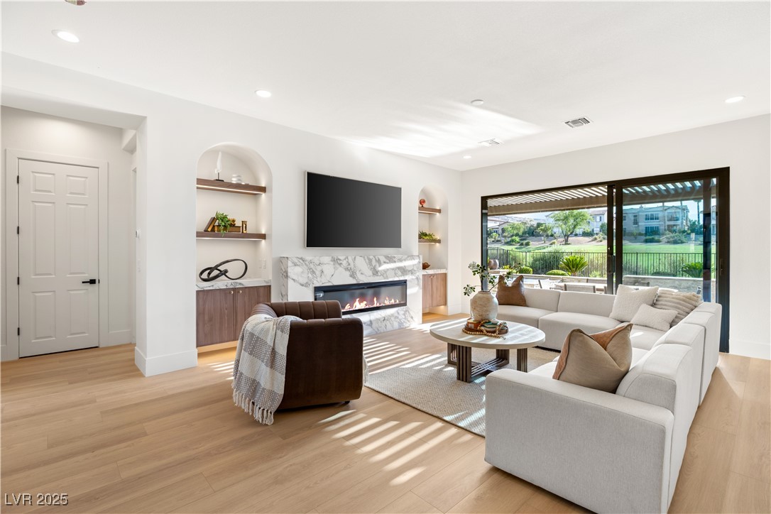 MLS #2715706 image #1