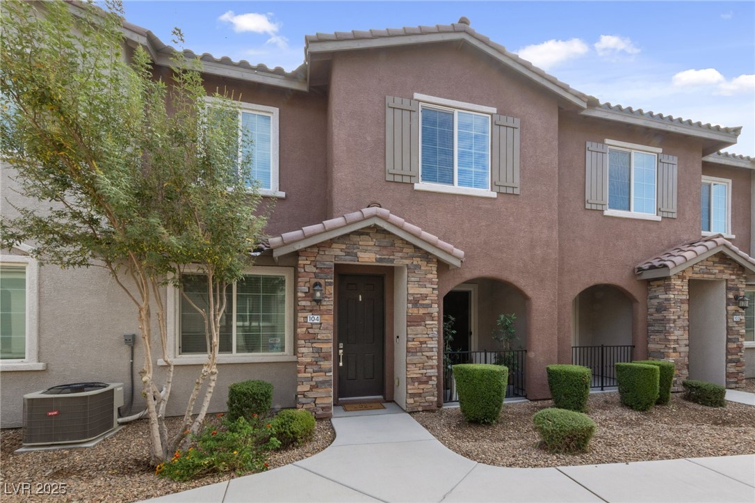MLS #2721995 image #0